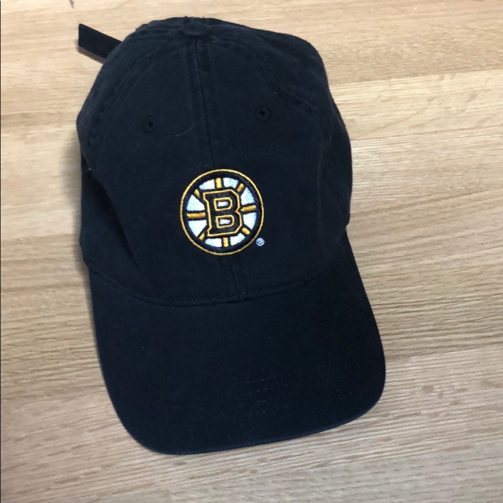 Bruins hat